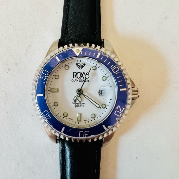 Roxy Quik Silver Watch - Picture 4 of 13